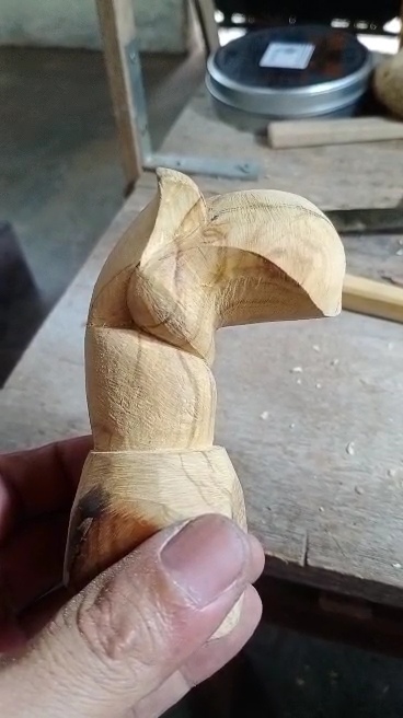 hulu keris lang meghati